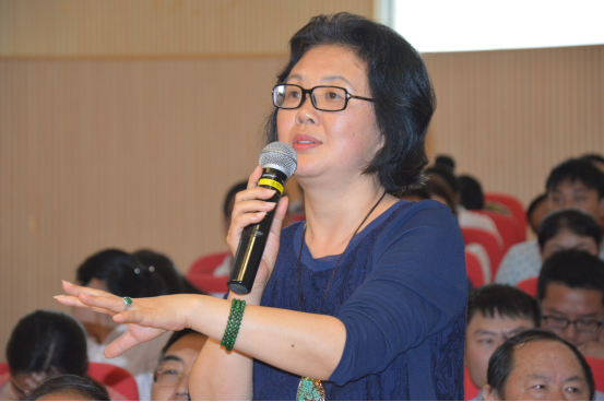 教育厅职成教处胡晓处长提问
