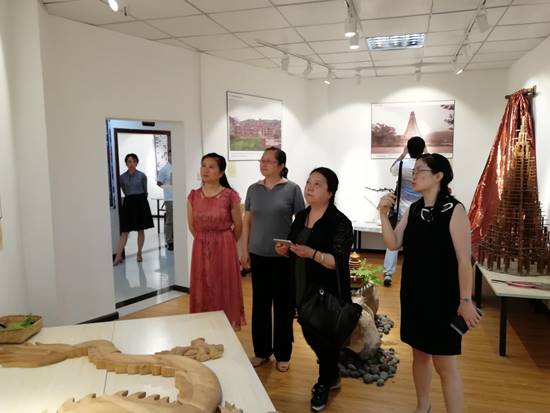 mmexport1527240238158