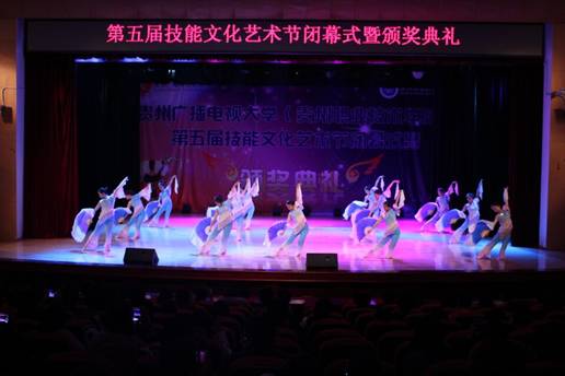 说明:E:\李昂\团委工作\活动\第五届文化艺术节\活动图片\QQ图片20170328172501.jpg
